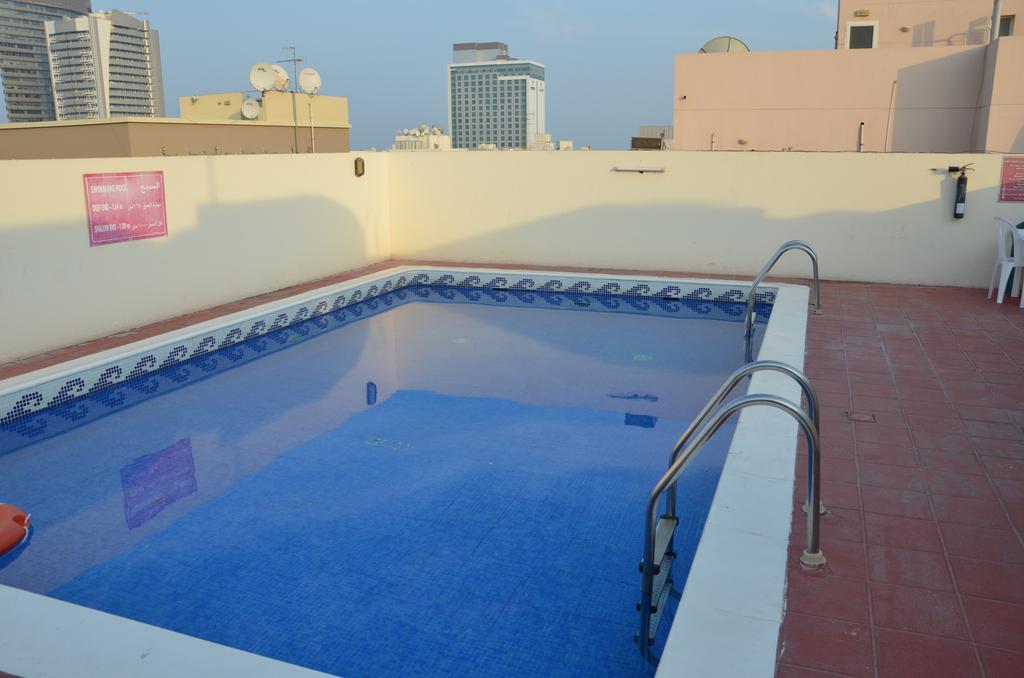 Premiere Hotel Apartments ดูไบ ภายนอก รูปภาพ
